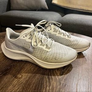 Nike Air Zoom Pegasus 37 Running Shoes Gray